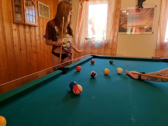 KNEIPEN fi** AUF BILLARD TISCH MIT SQUIRT spri**