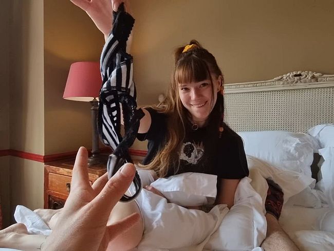 PRIVATER Urlaub’s s*xTAPE im KING SIZE BETT !!